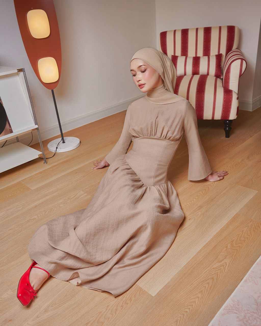 Iconic Dress Sand 2
