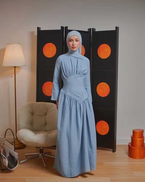 Iconic Dress baby blue 5