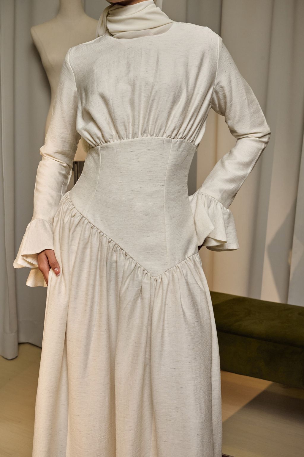 snow muse dress1