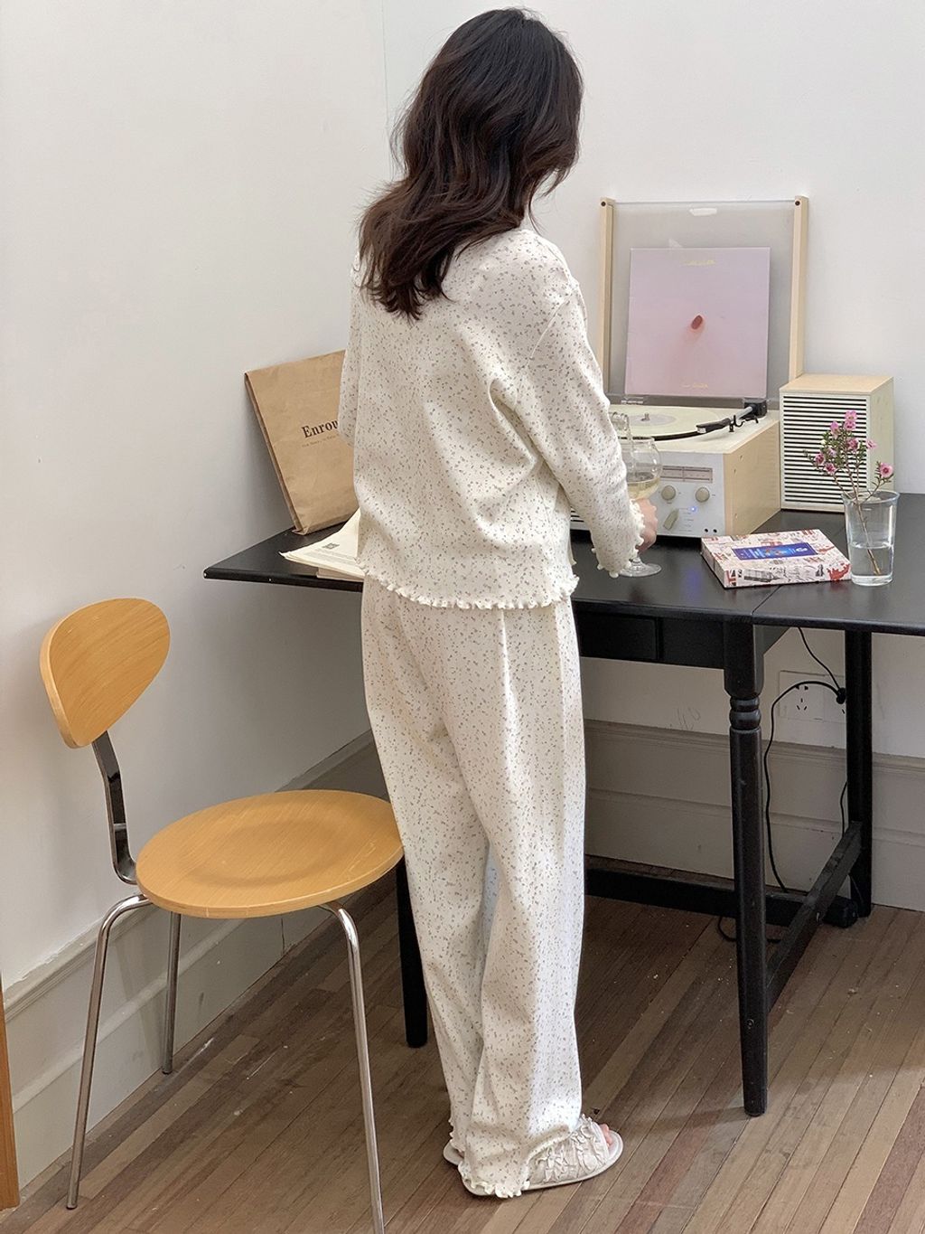 tw-11134207-820le-mm1pxjpvqrd120