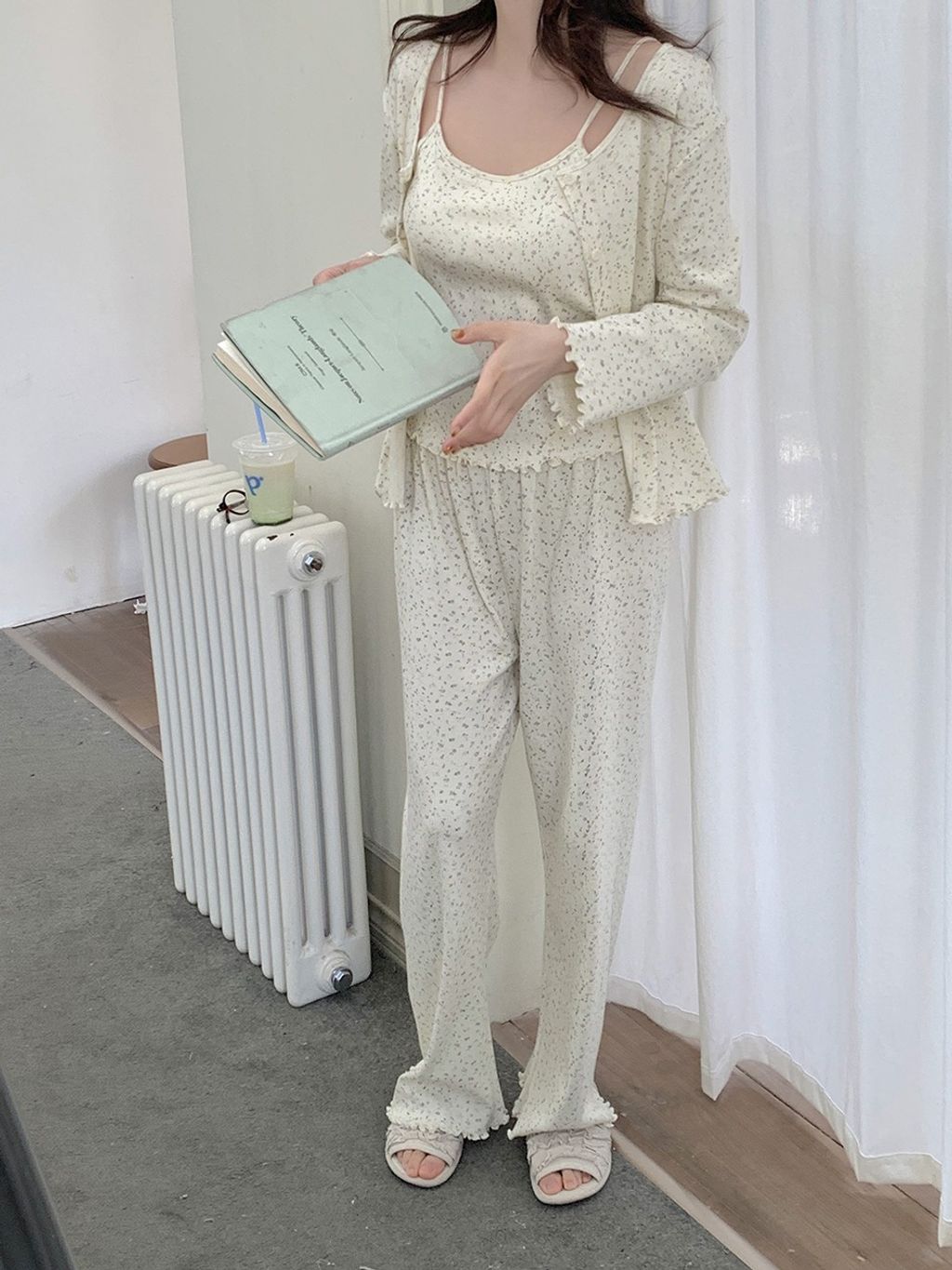 tw-11134207-820lg-mm1pxjsxf9qnba