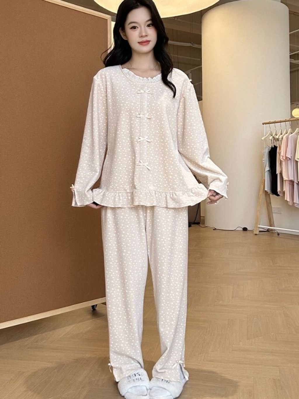 tw-11134207-820la-mmlh8pp51u6d57