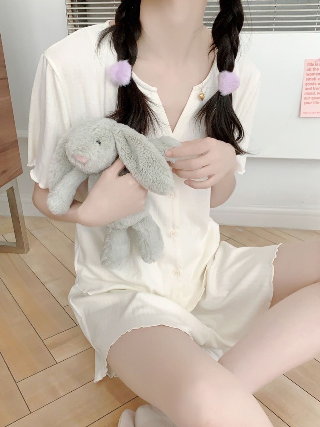 tw-11134207-820la-mn5fzdwe31fp54