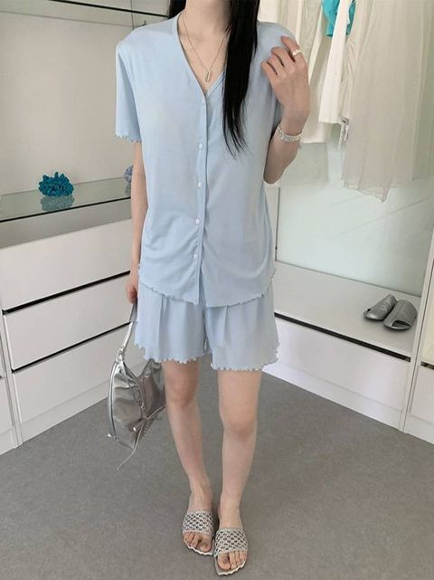 tw-11134207-820li-mny7484g6w3s4b