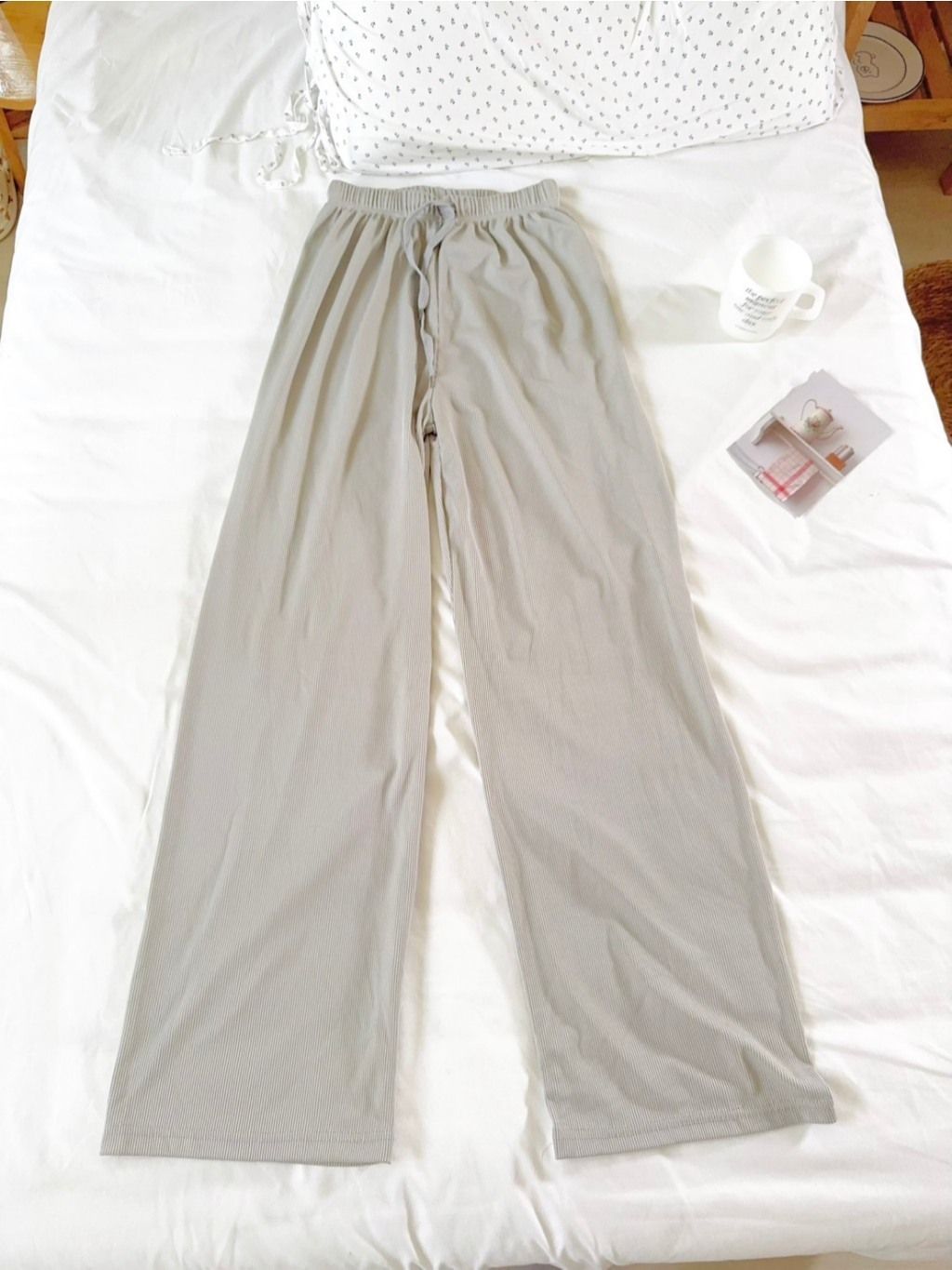 tw-11134207-820le-mu8w25zy90co91