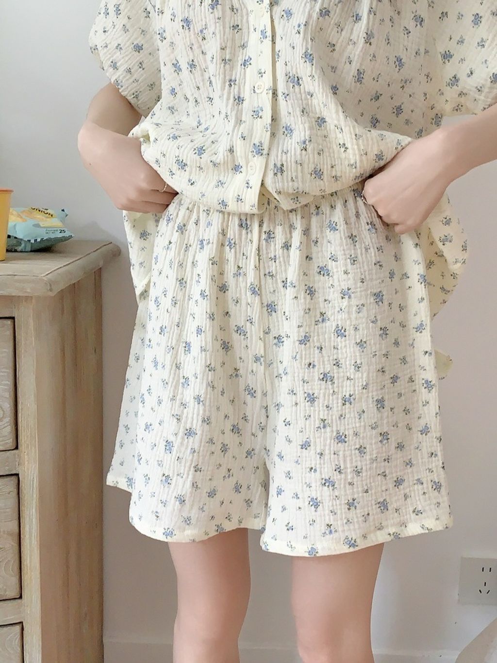 tw-11134207-7rbk5-m8yk2y1y7ism72