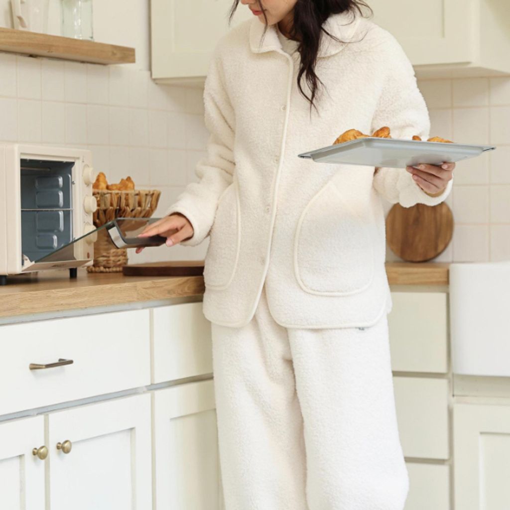 tw-11134207-81ztn-mgbrrss2ha8c8d