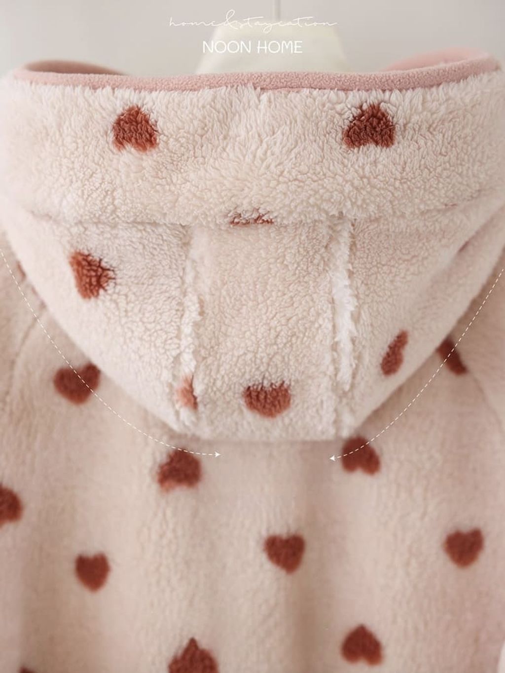 tw-11134207-81ztp-mgm2r248j09b73