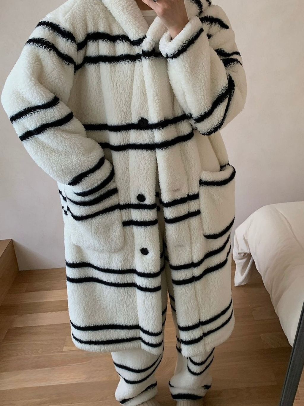 tw-11134207-81zth-mgm5fcnkms5ld1