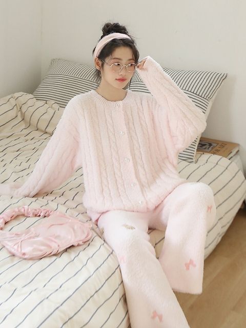 tw-11134207-81ztn-mgnfigpq4efg0c