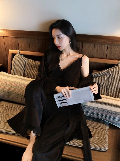 tw-11134207-81ztl-mgomquri1gjs9d