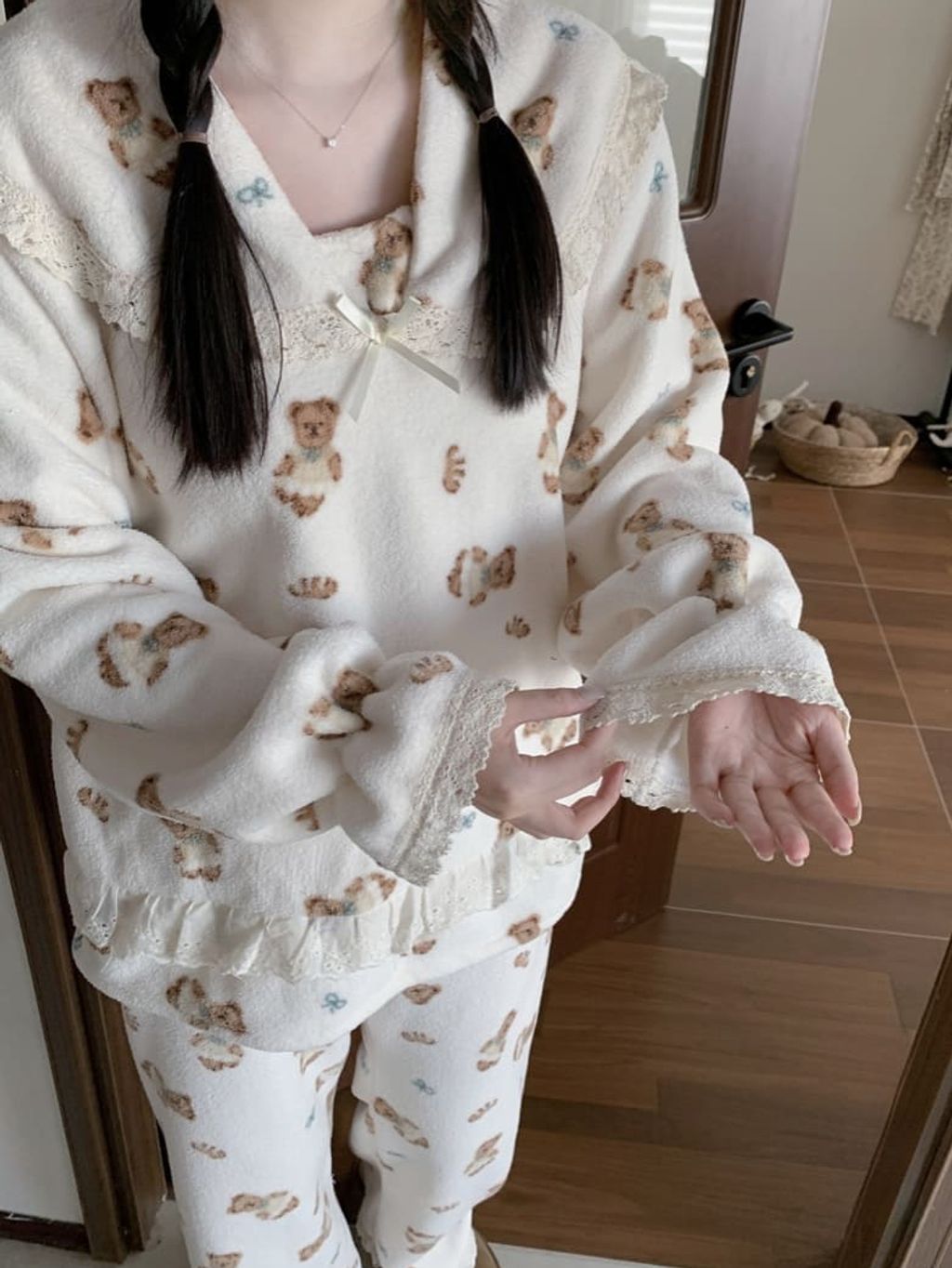 tw-11134207-81ztc-mgvx0re3vl6y95