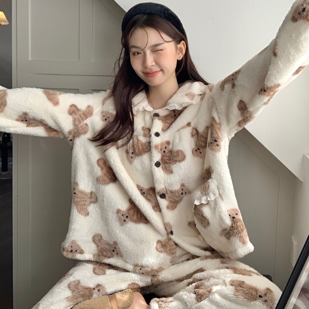 tw-11134207-81ztj-mgw1k5zst0ju52