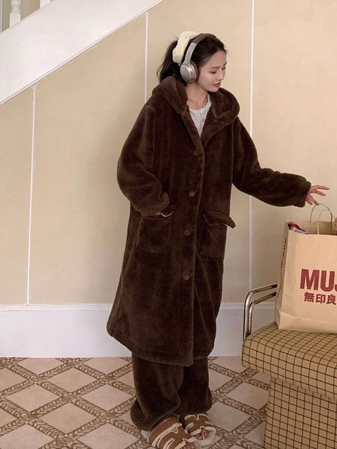 tw-11134207-81ztq-mgxcopwy6fws8a