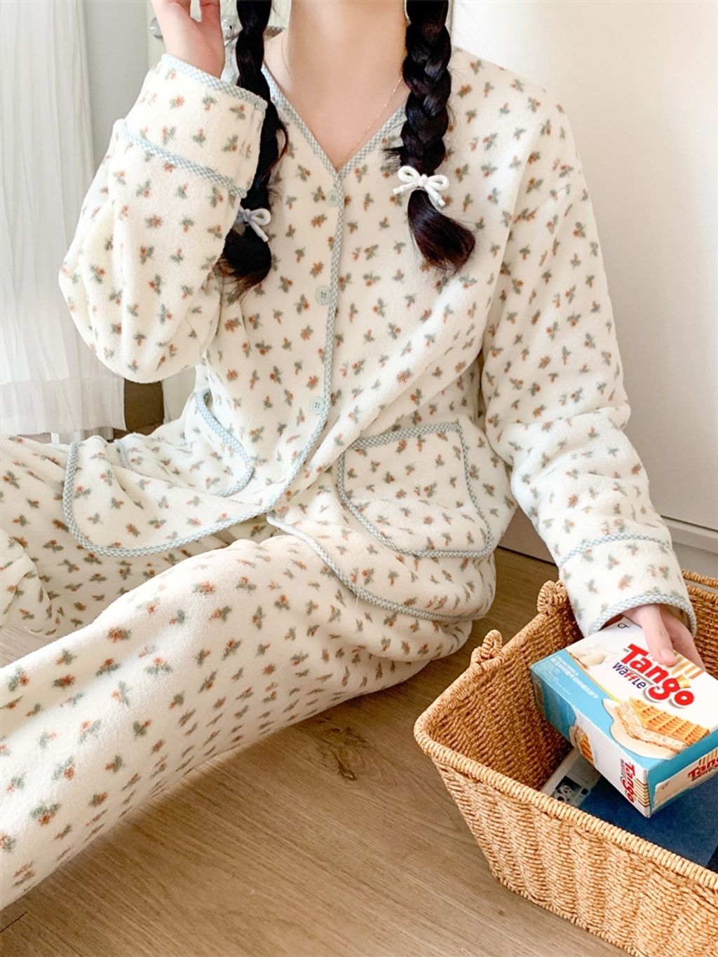 tw-11134207-81ztg-mgxf14uvyux678