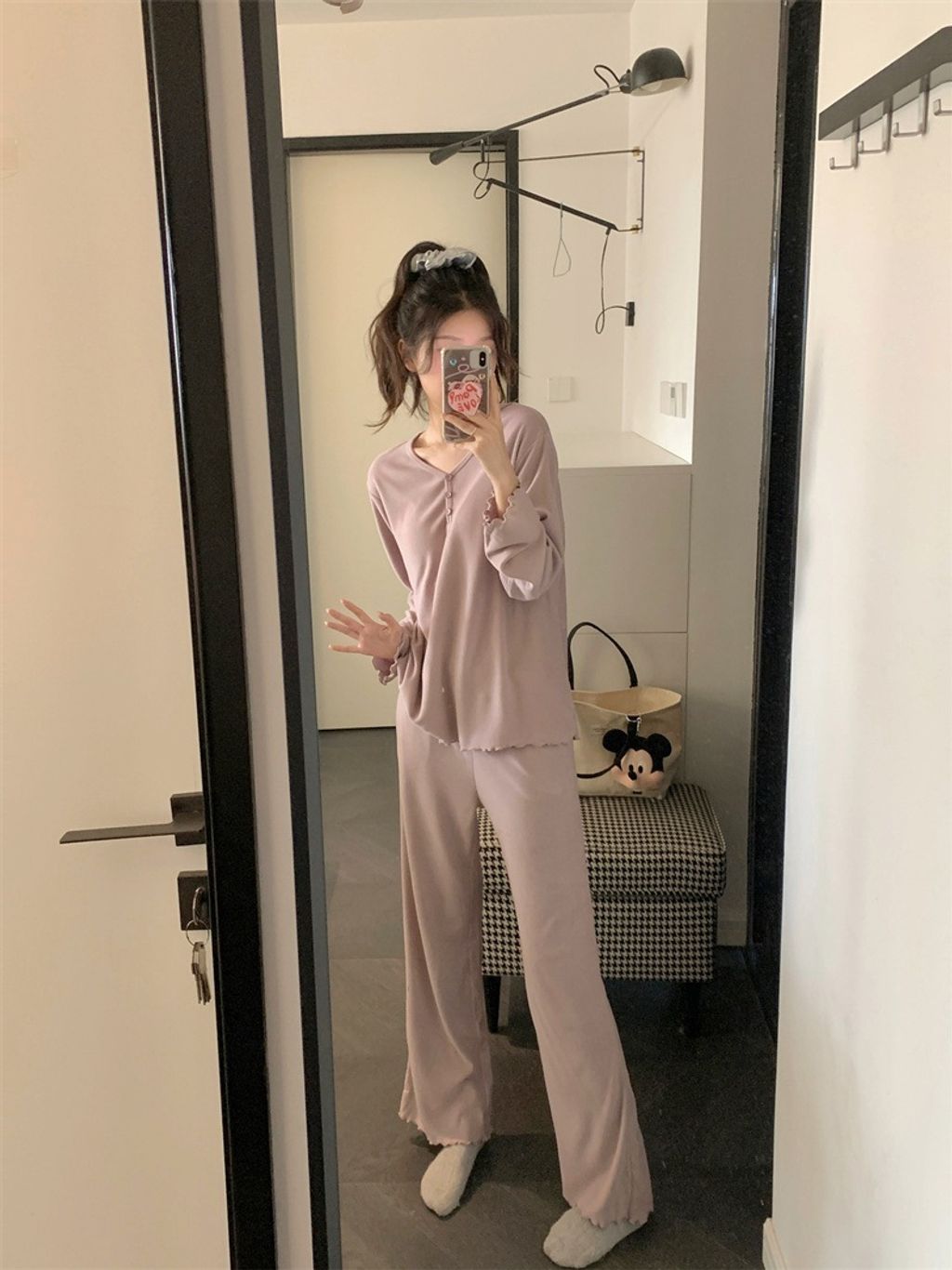 tw-11134207-81ztc-mh060aknxw5q89