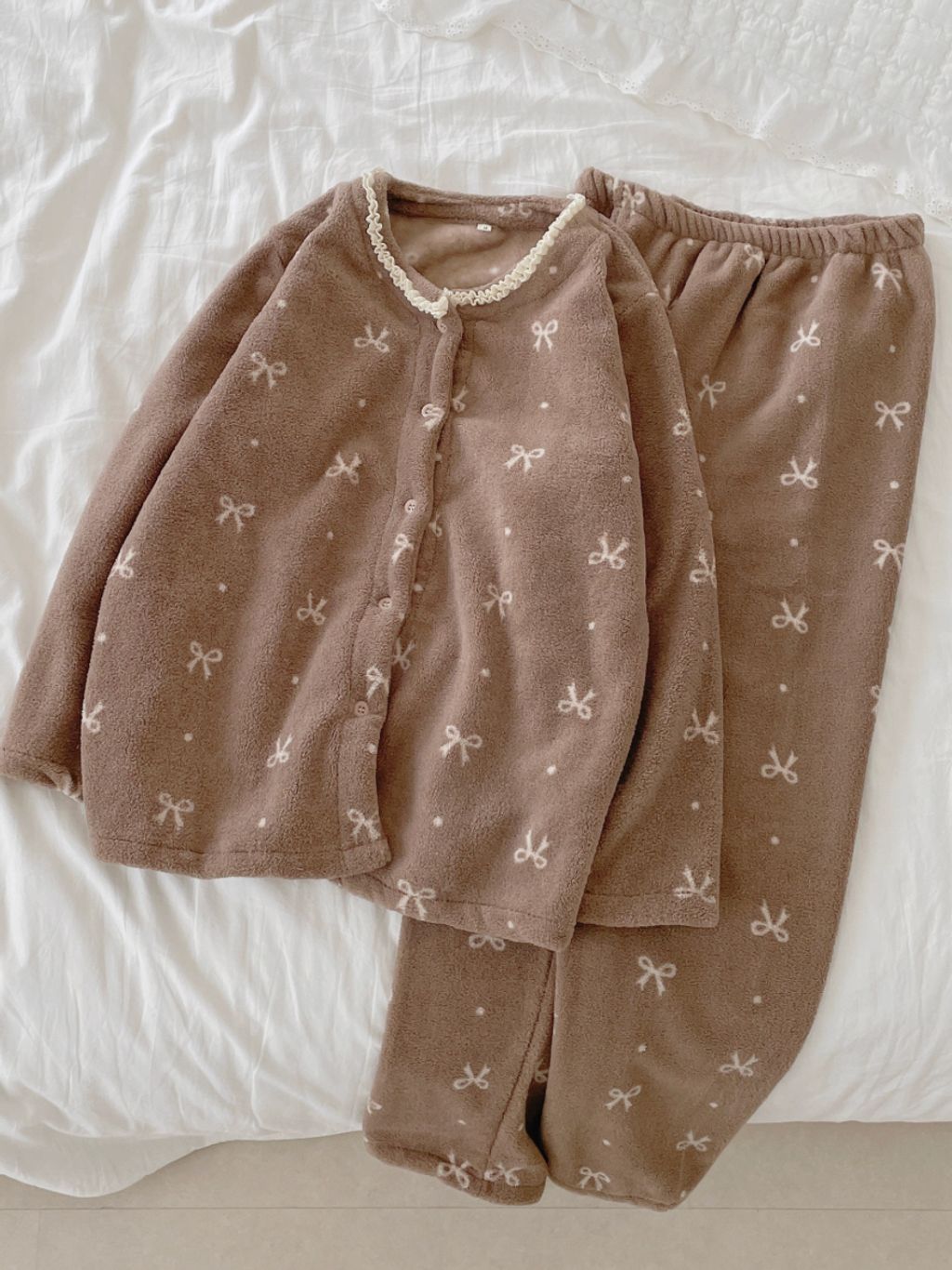 tw-11134207-81ztc-mh09pizjtwct90