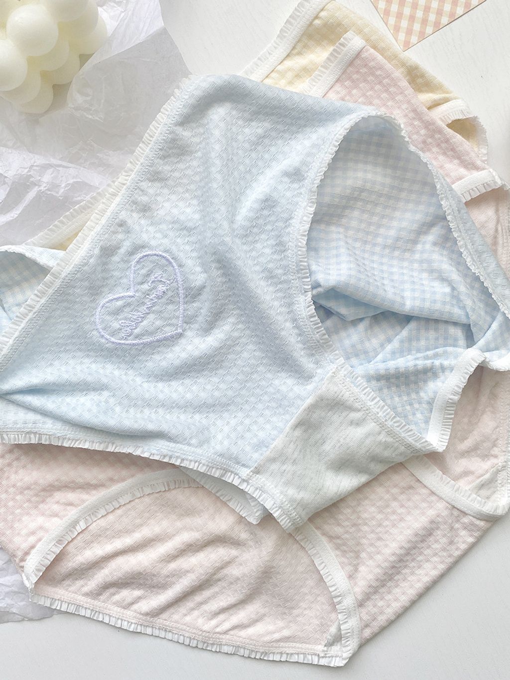 tw-11134207-7rbk1-m81z957lyrglbb