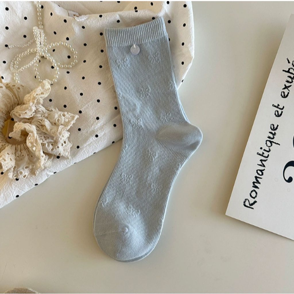 tw-11134207-7ra0r-mbghwawgp2x057