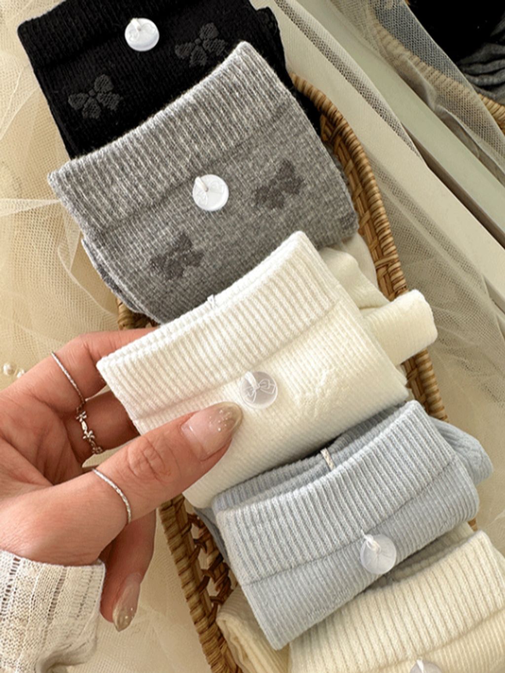 tw-11134207-7ra0u-mbghv02b8jrn11