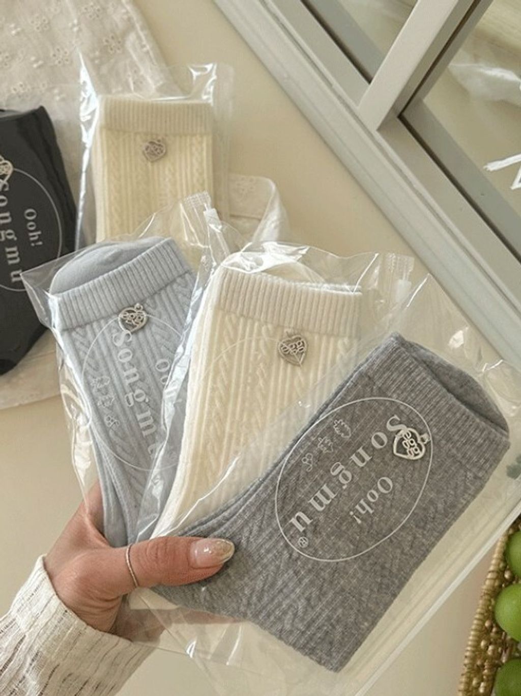 tw-11134207-7ra0i-md5uoq4h314a88