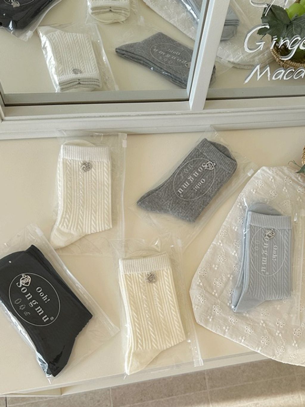 tw-11134207-7ra0q-md5upo3tctii3e