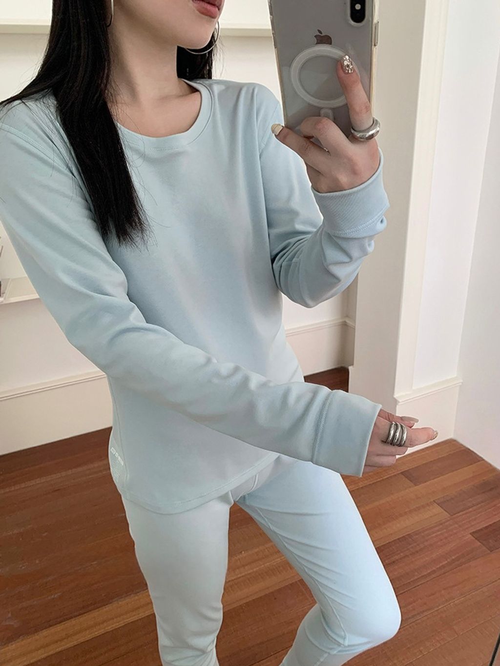 tw-11134207-81ztf-mh1o46bdwwzvf4