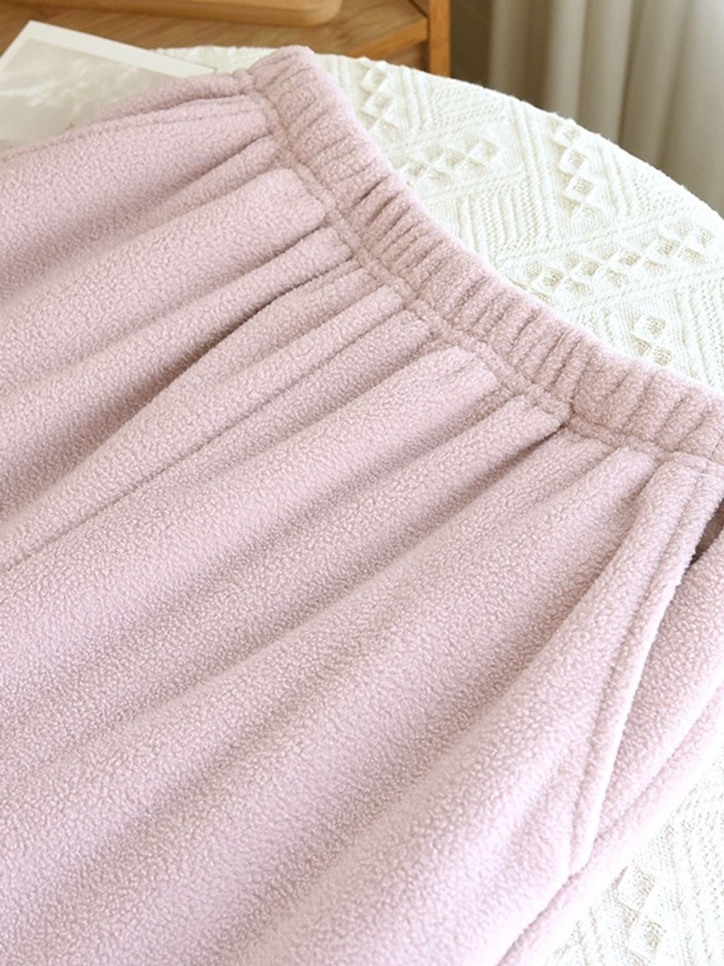 tw-11134207-81ztj-mh1ppx04ts7c43