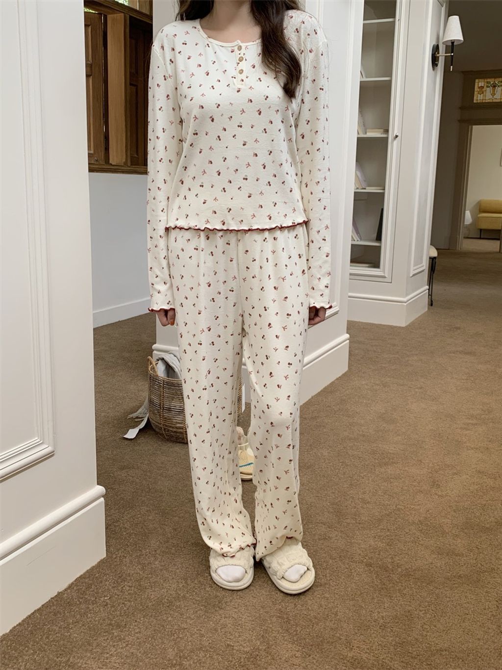 tw-11134207-81ztj-mh1tzcpv00zu72