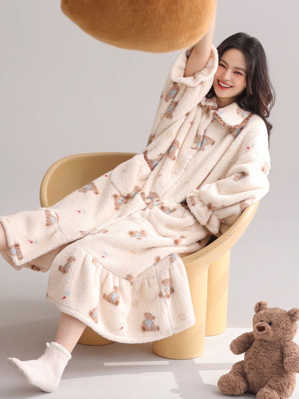 tw-11134207-81ztk-mh1sjs8cxiiyd3