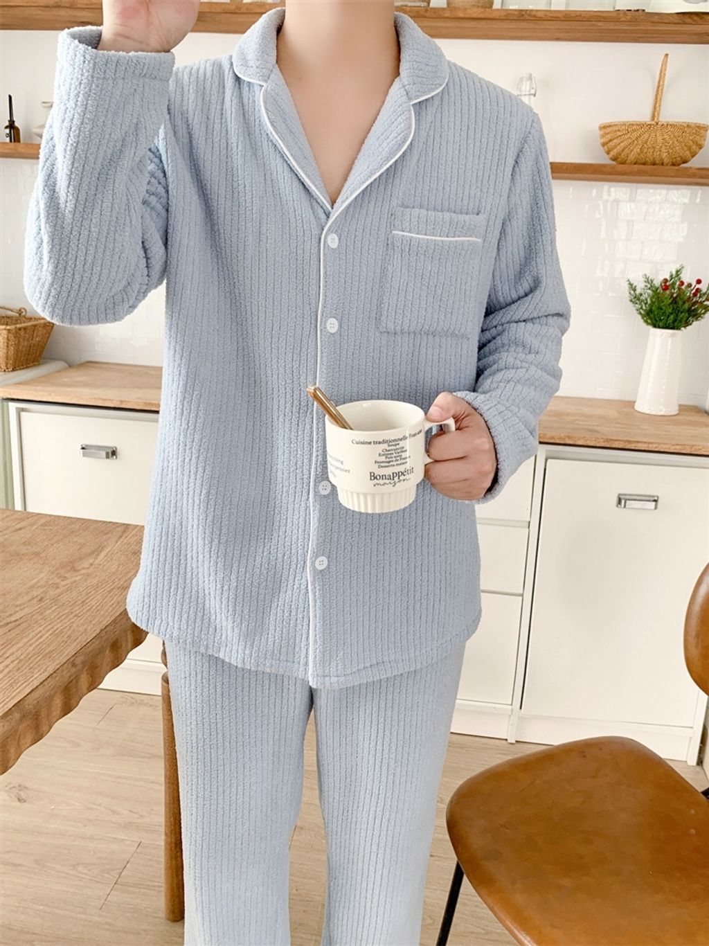 tw-11134207-81ztm-mh4gjzdy4phnc4