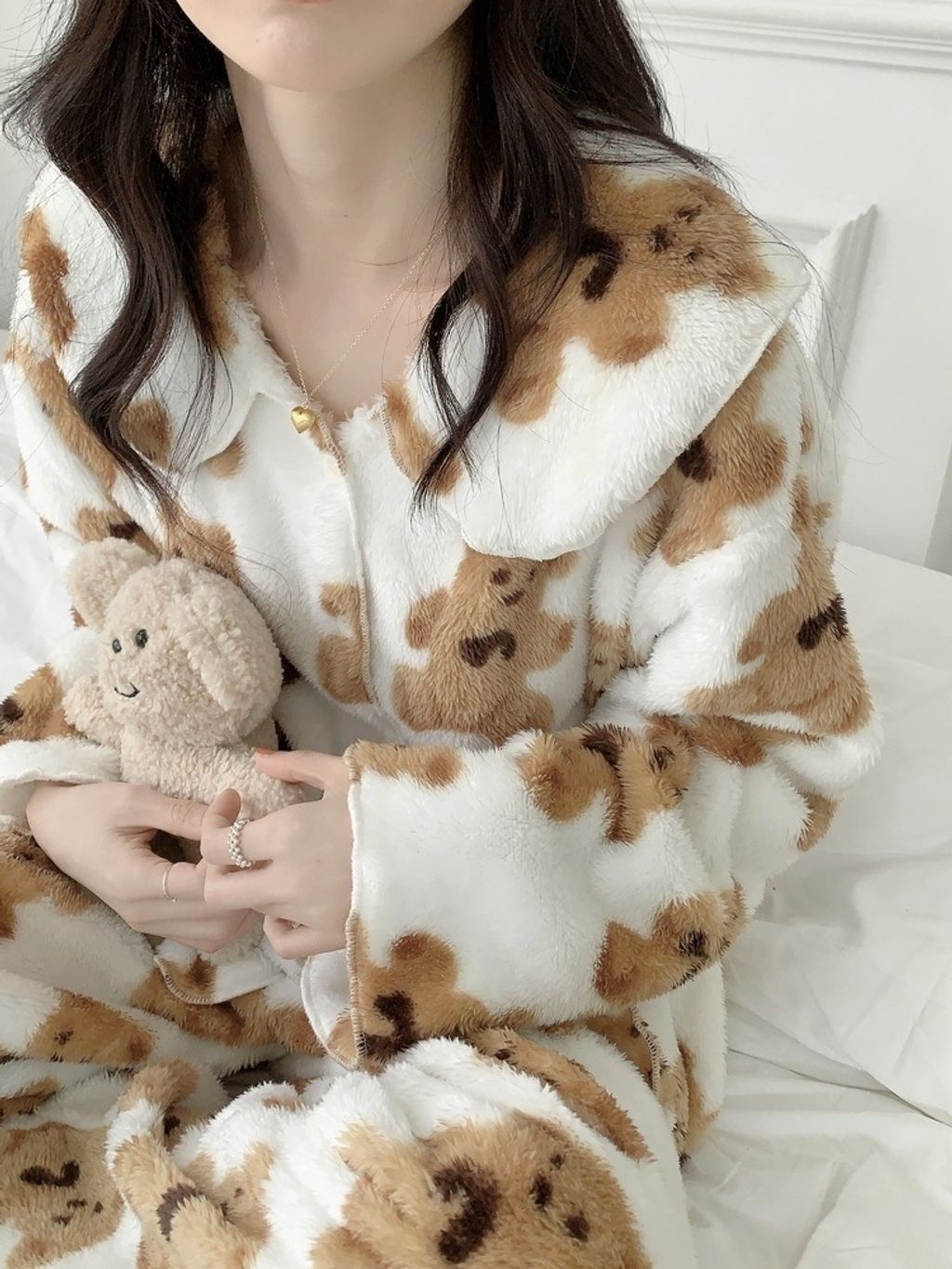 tw-11134207-81ztp-mh5yobgk6arsb8