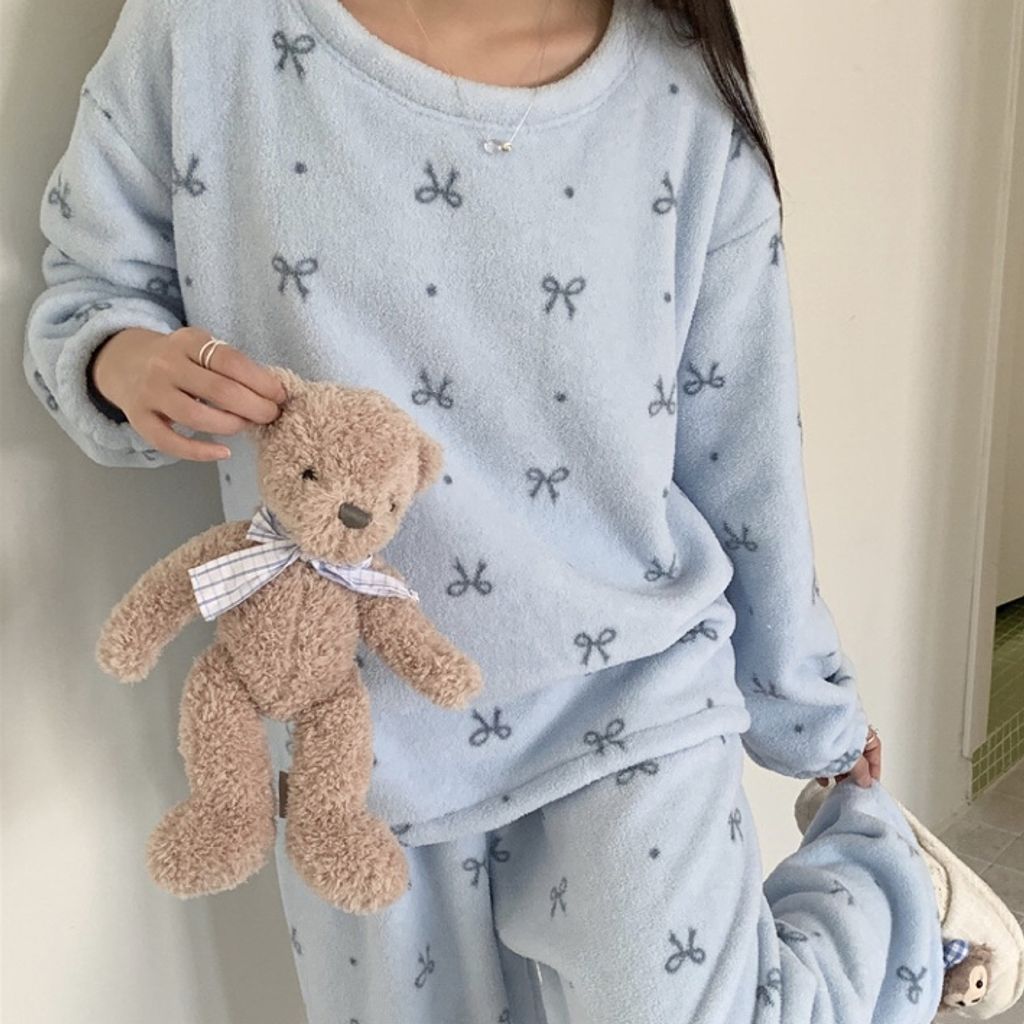 tw-11134207-81ztm-mh4jec4gjua040