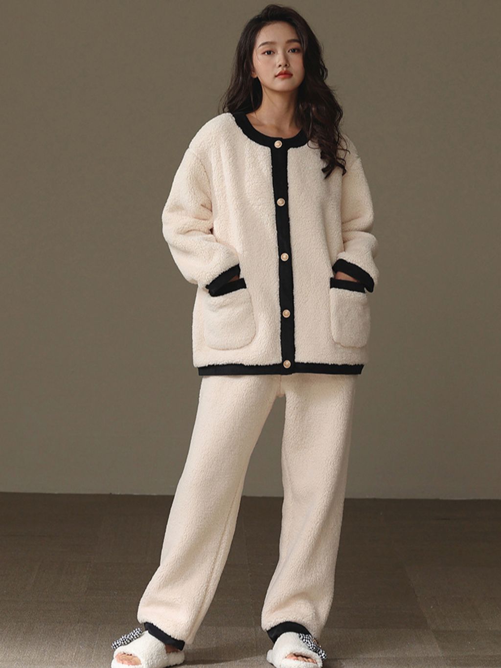 tw-11134207-81ztf-mhk25zx99hxk24