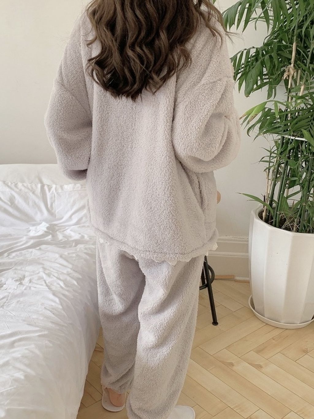 tw-11134207-81ztc-mhkea4q7lds3f7