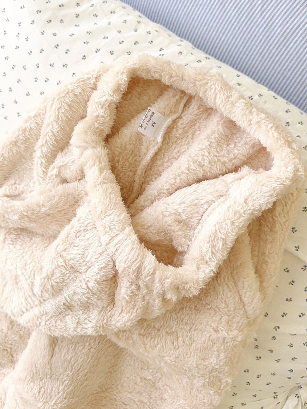 tw-11134207-81zti-mhllhh8x6sqt2c