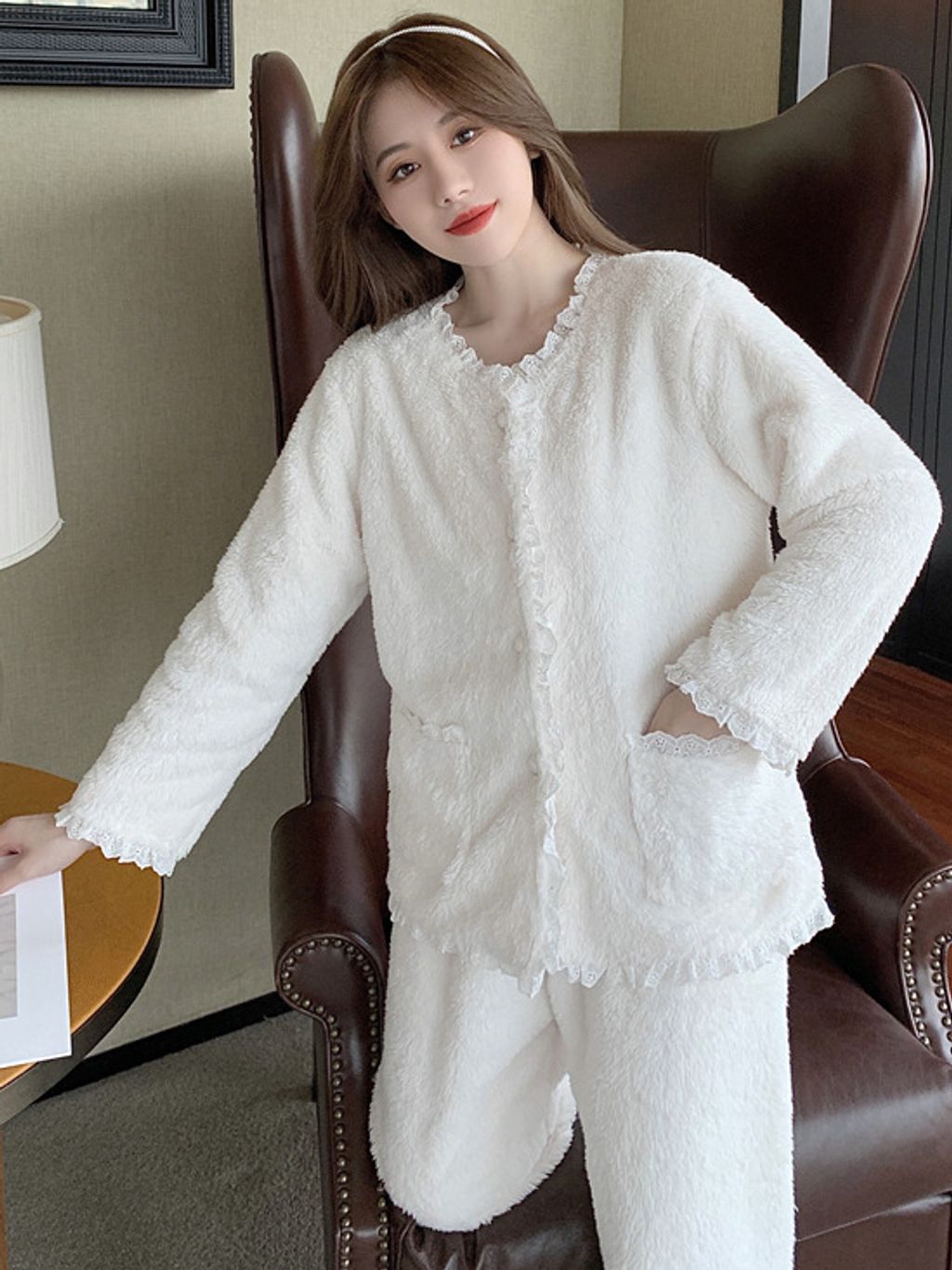 tw-11134207-81zth-mhlu0hzyfojn57