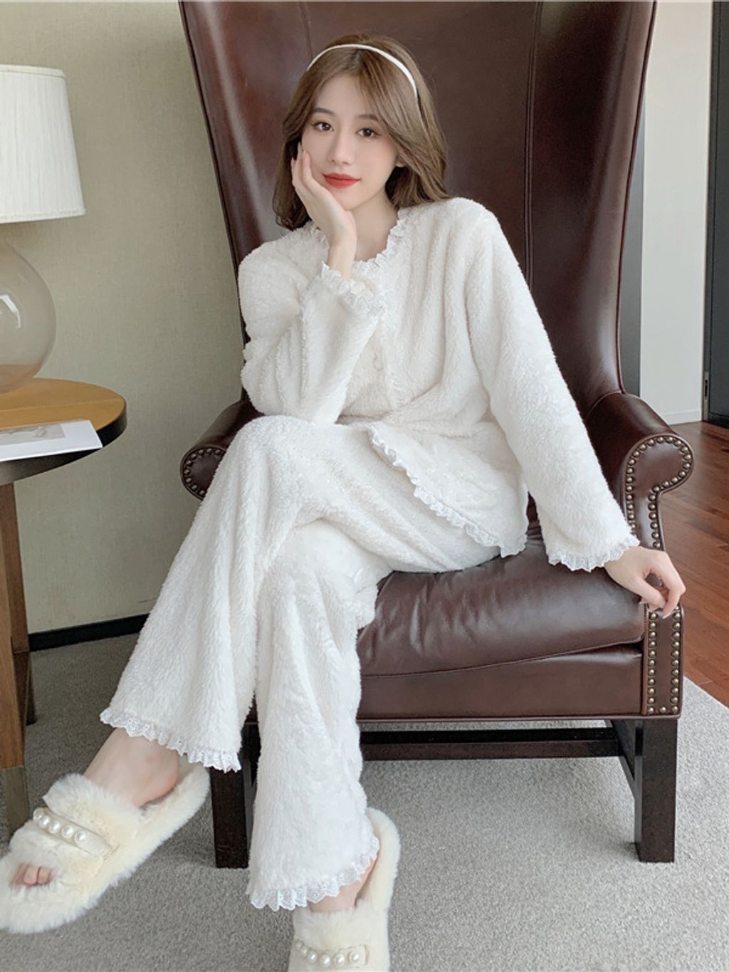 tw-11134207-81ztg-mhlu0bo43g1v07