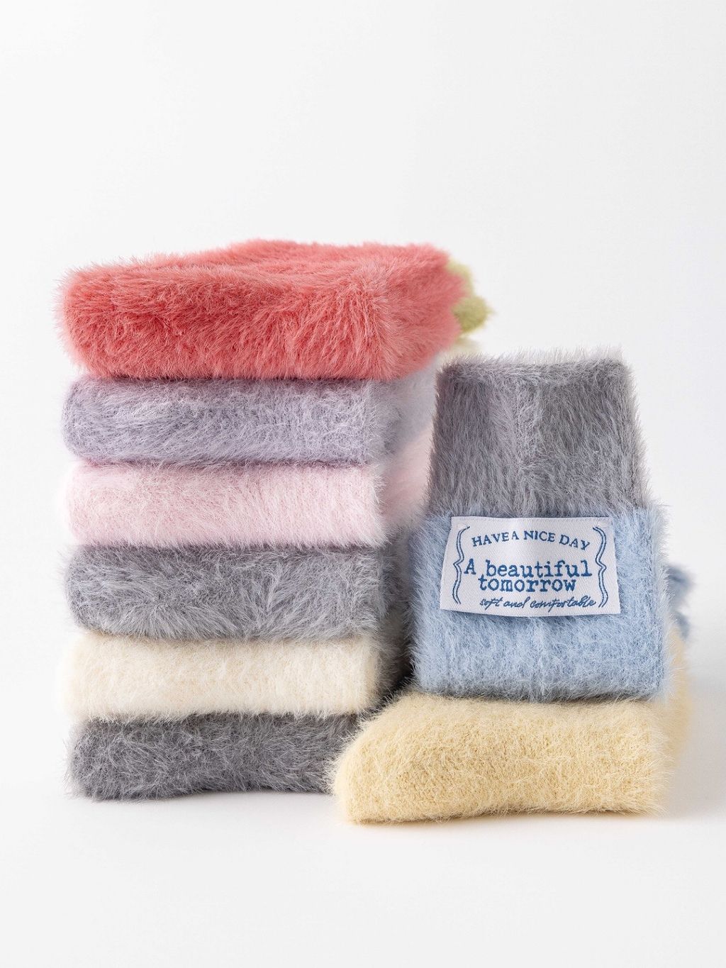 tw-11134207-81ztd-mhpzbqtgcmbmb8