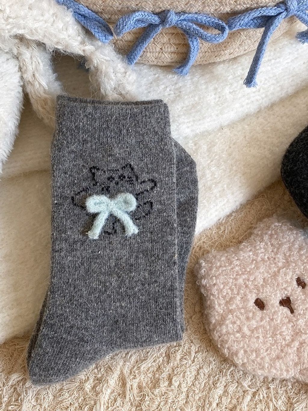 tw-11134207-81ztl-mhq0cst35beub2