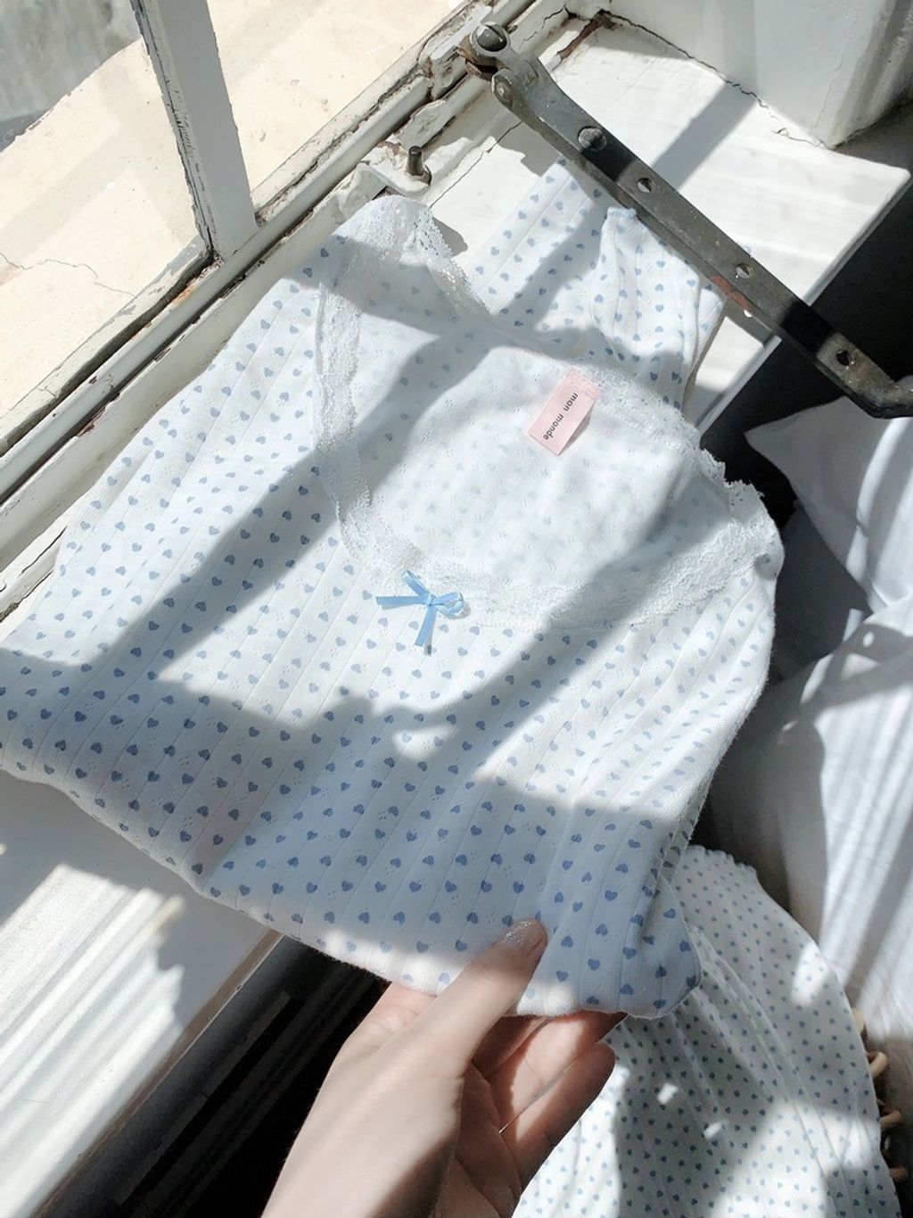 tw-11134207-81zth-mhravl7xuiv51a