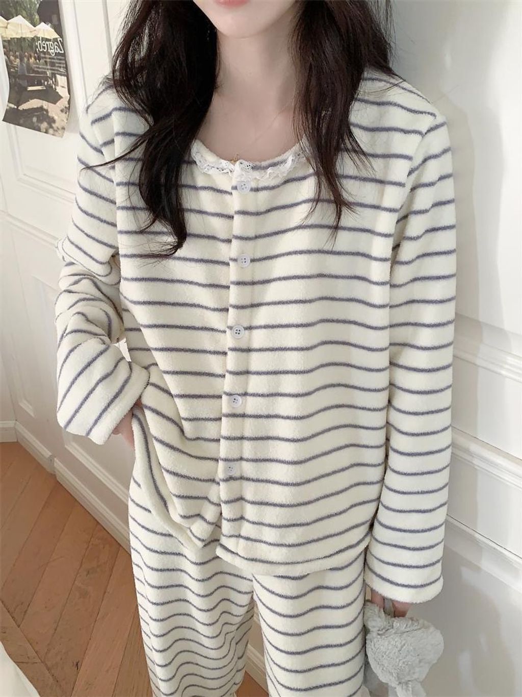 tw-11134207-81ztj-mhriow6d6zur1e