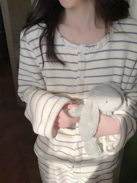 tw-11134207-81ztp-mhriow6cykg1a7