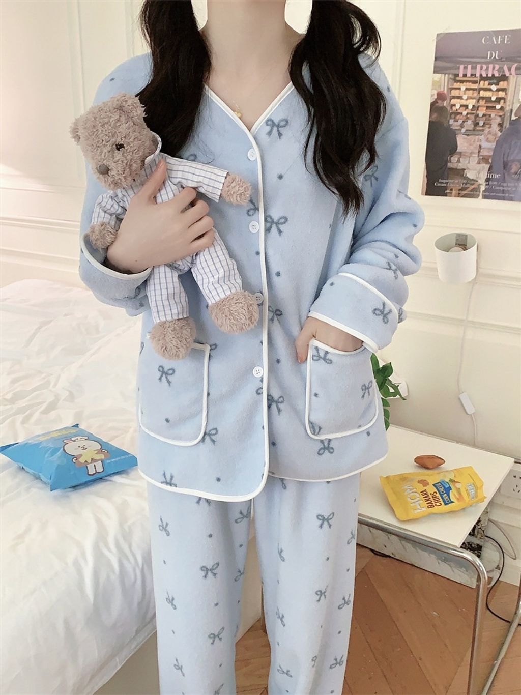 tw-11134207-81zth-mhri1o3x7vgh6b