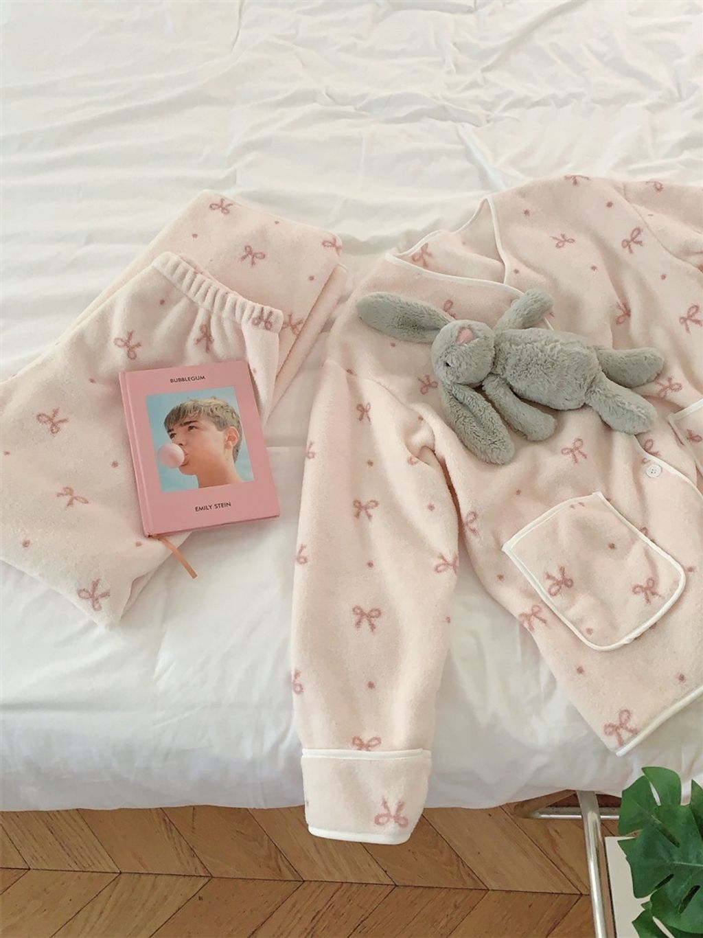 tw-11134207-81ztp-mhri2vjshzwlf0