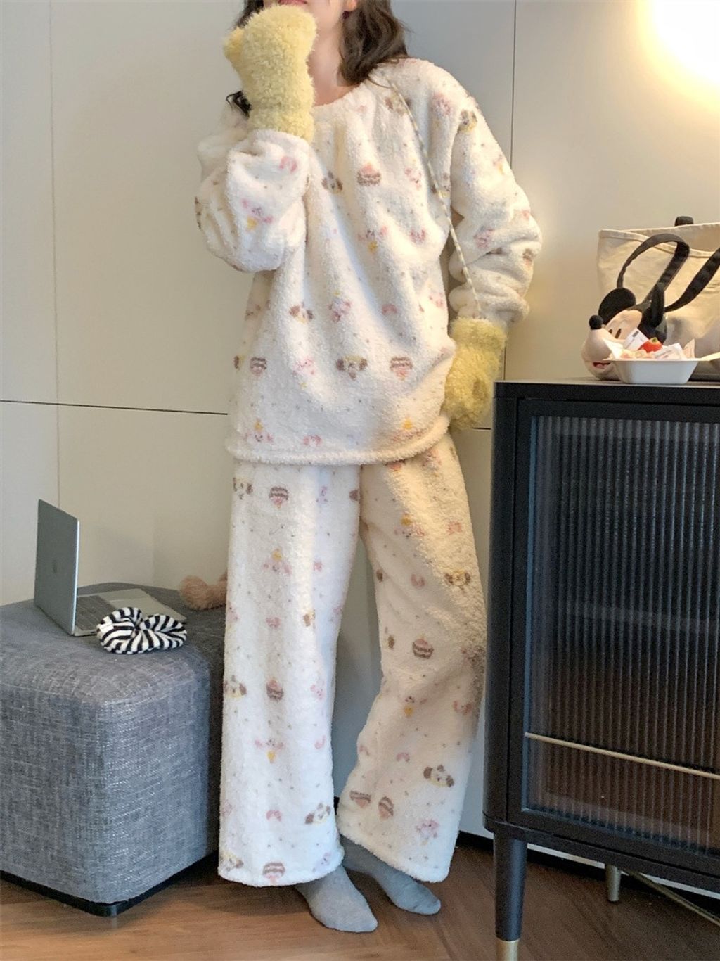 tw-11134207-81zth-mi6y39z3g0zs3d