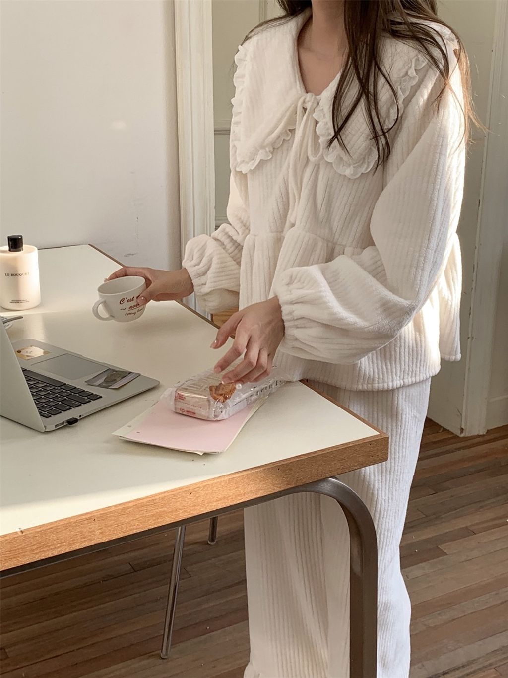 tw-11134207-81ztm-mibf9tobaqkk63