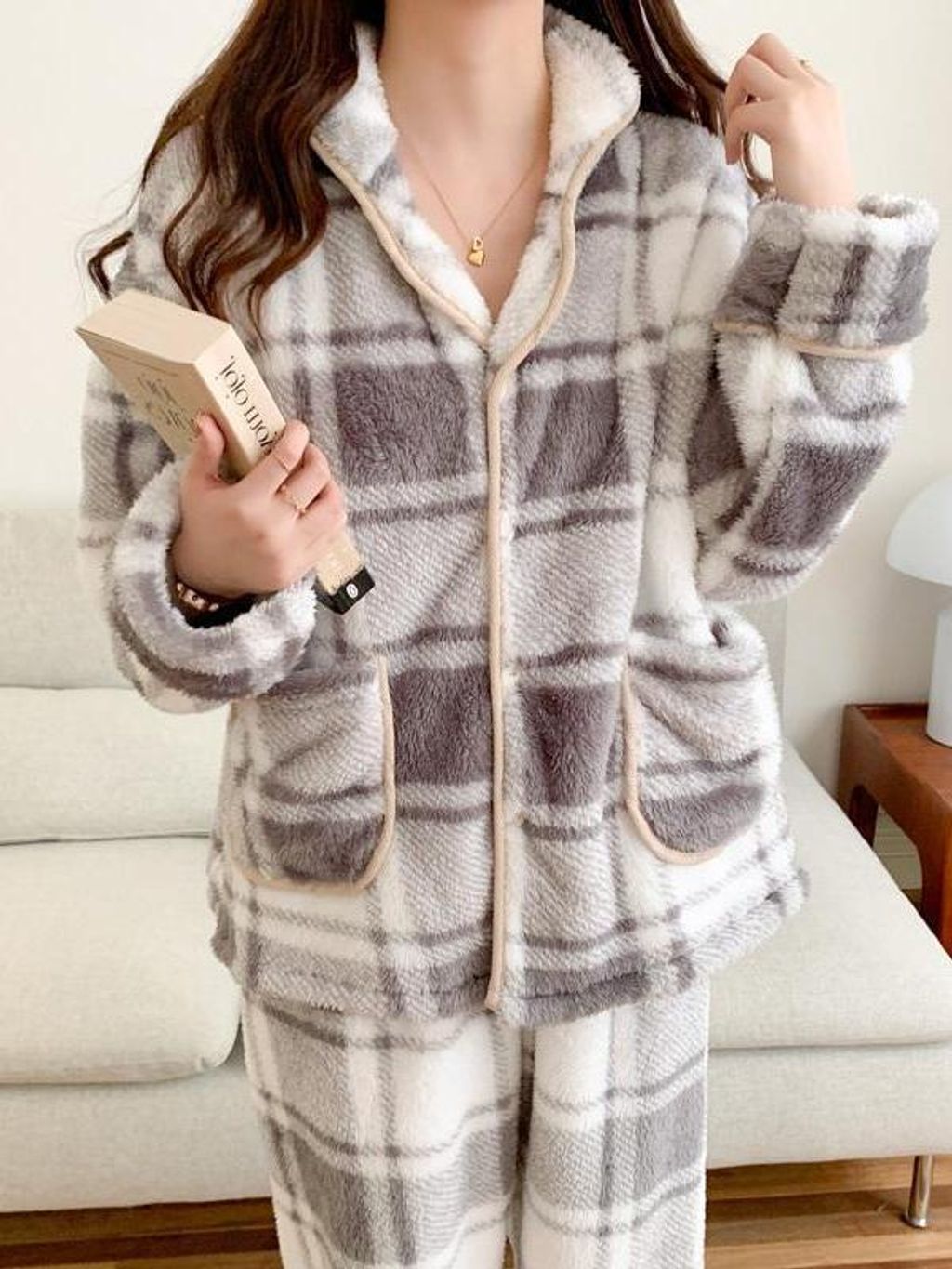 tw-11134207-81ztm-mjgu8pavde6e15