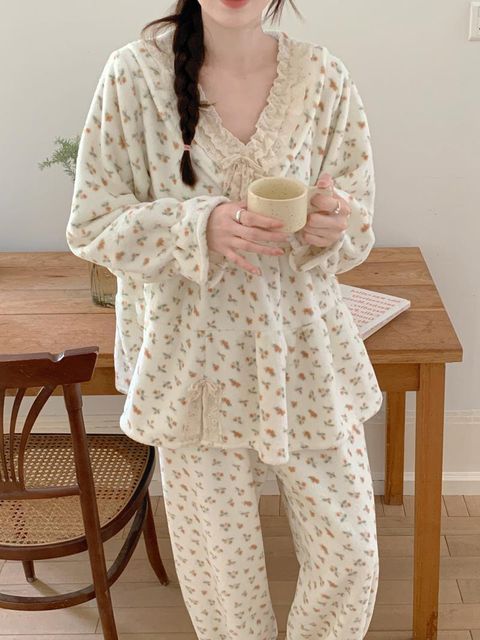 tw-11134207-81ztj-mji9zp230rus9c