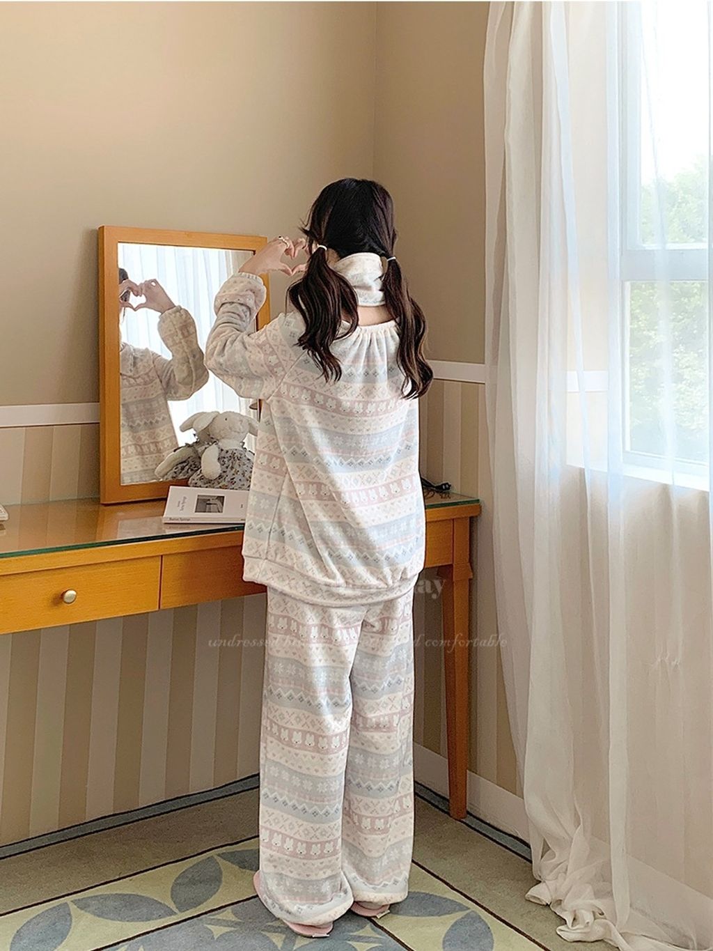 tw-11134207-81ztk-mjpcxing9lae64